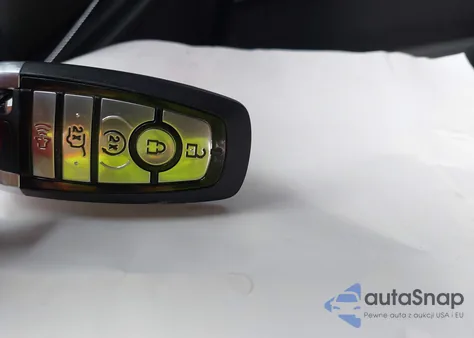 2021 Ford Expedition Limited z USA, uszkodzony, nr VIN 1FMJU1KT2MEA80489